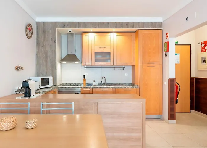 Bright 1 Bdr Flat With Pool & Balcony By Lovelystay Portimao