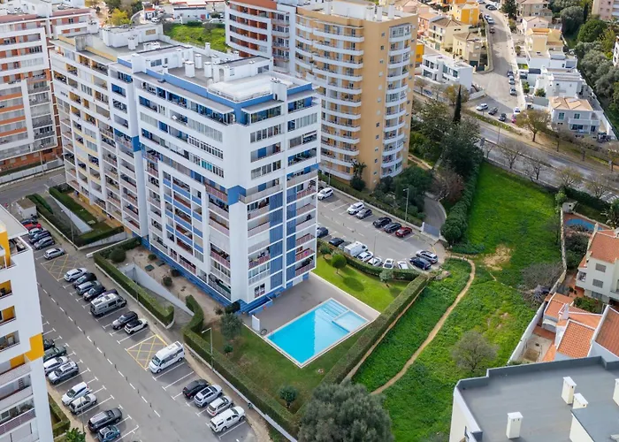 Bright 1 Bdr Flat With Pool & Balcony By Lovelystay Apartament Portimão